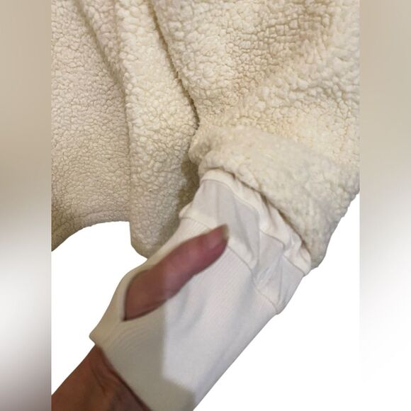 Torrid Active Winter White Sherpa Half Zip Pullover Sweater SZ 1X / 14-16 Cozy - Picture 8 of 15